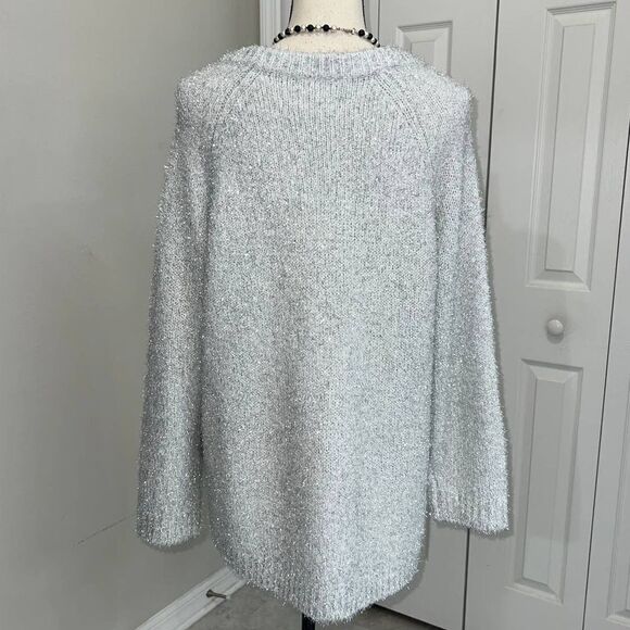 Lou & Grey V-neck Metallic Sweater - M - Picture 6 of 8